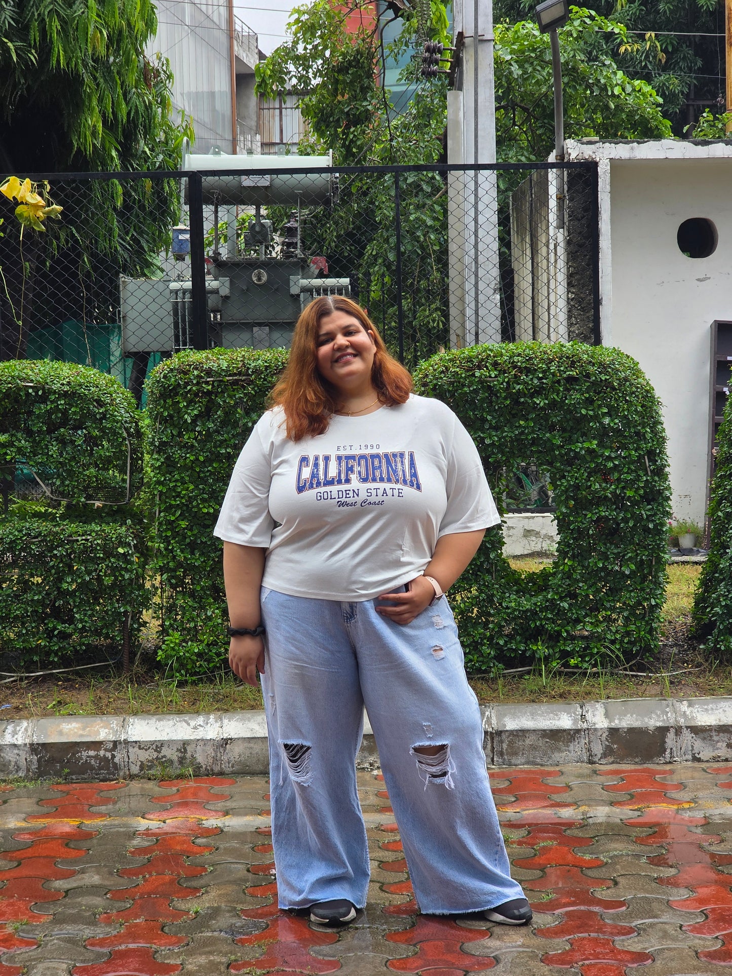 Plus size A-line 'Varsity' T-shirt - Cropped length