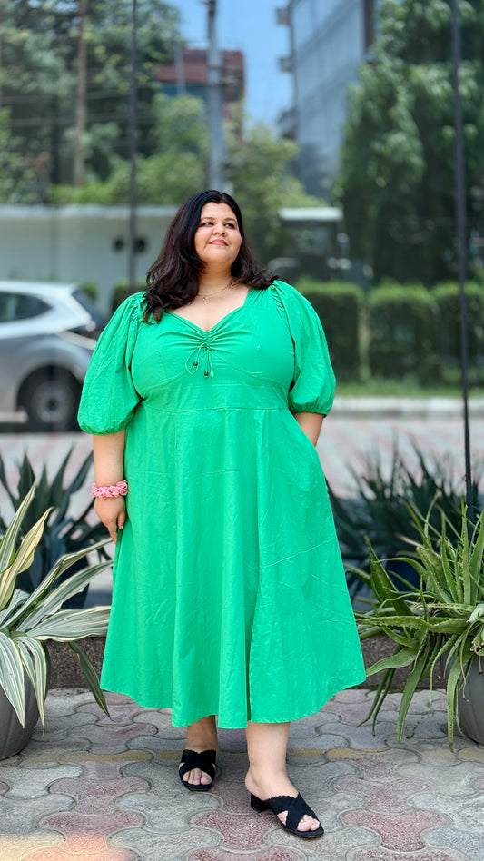 Midi cotton dress designed exclusively to fit plus size women (2XL - 9XL). Perfect for everyday wear. Adjustable bust and back. For bust sizes 44 inches to 58 inches.
